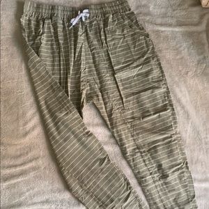 Green and white striped pants (Sarah’s Day)